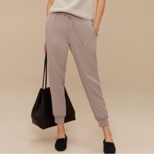 Aritzia Wilfred Beige Buffon Crepe Dressy Jogger Pants Made of Japanese Fabric